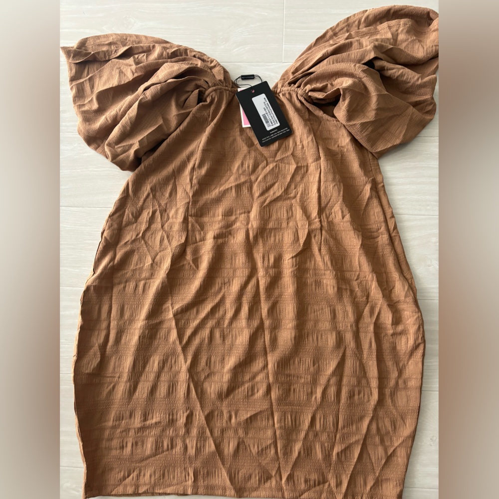 NEVER WORN Plus Mocha Textured V Bar Bodycon Dress - Picture 6 of 6